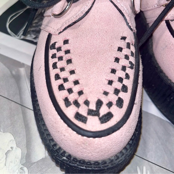 T.U.K Punk Baby Pink Suede Creepers - Picture 10 of 13